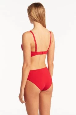 Eco Essentials Red Eco Essentials Cross Front Moulded Cup Underwire Bra Tops 9 Eco Essentials Red Eco Essentials Cross Front Moulded Cup Underwire Bra Tops