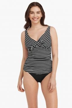 Chamarel Black Tops Chamarel Cross Front Multifit Singlet Top