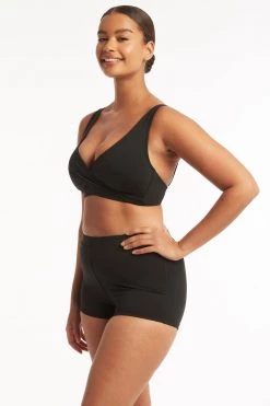 Eco Essentials Black Eco Essentials Katie Boy Leg Pant