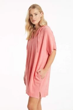 NEW ARRIVALS Surf Poncho